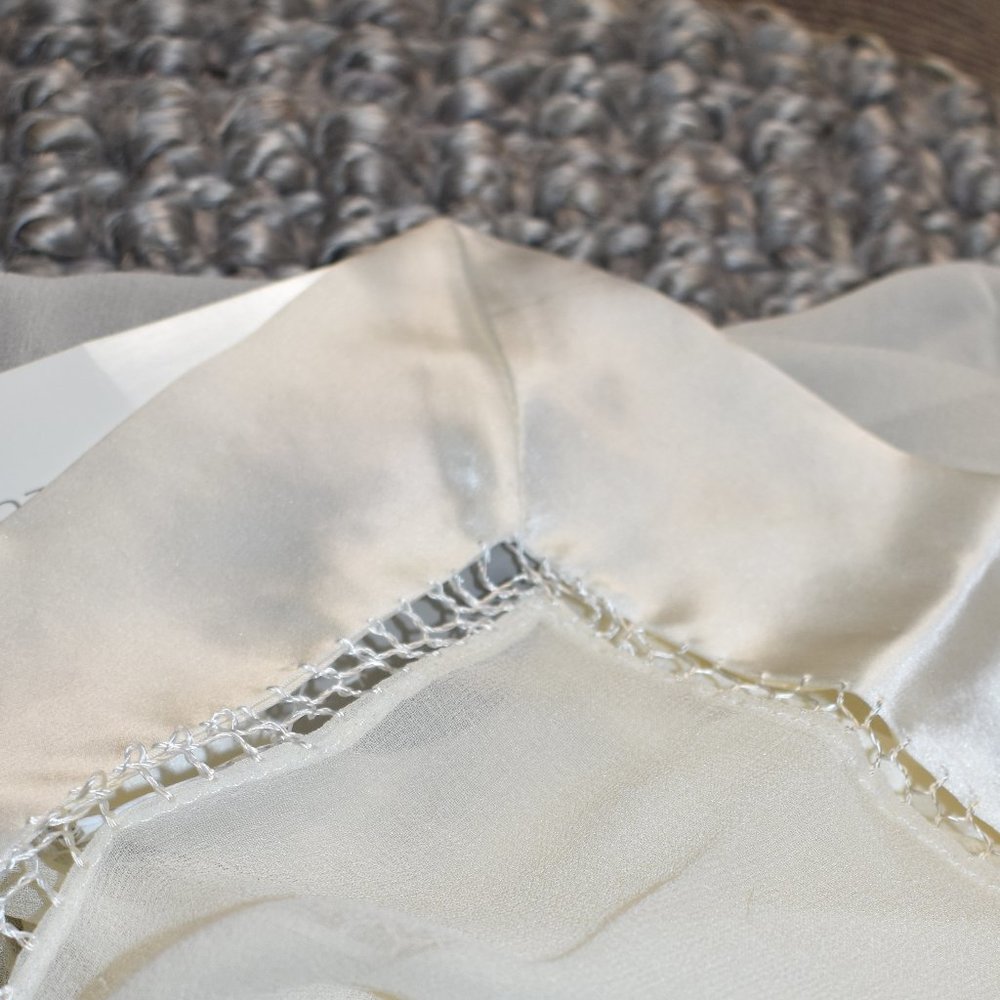 Charter Club Women's 100% Silk Scraf NWT - Picture 10 of 10